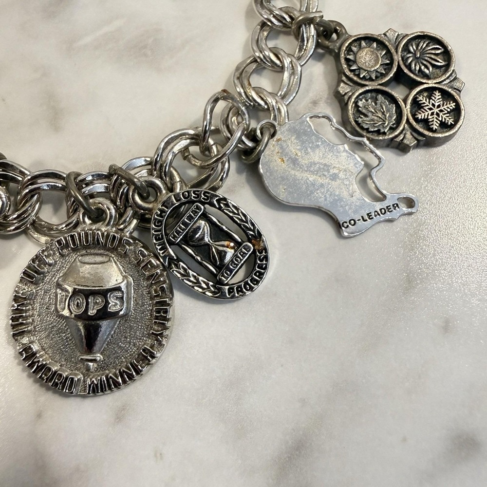 Vintage TOPS Weight Loss Charm Bracelet Loaded w/ 13 Charms Silver Tone Links - Picture 2 of 8
